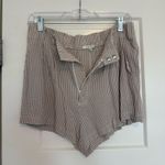 Z Supply  Linen Shorts Photo 0
