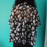 SO  black floral kimono/shawl Photo 2