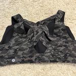 Lululemon Enlite Bra 38B Photo 1