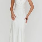 Selfie Leslie White Dress Photo 3