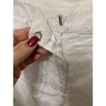 Liz Claiborne Liz Claiborne Lizsport Women's Size 10 White Cropped Embroidered Floral Pants Photo 2