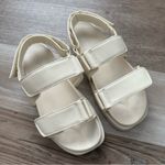 Stradivarius  beige adjustable double strap slip sandals in size 7 Photo 5
