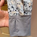 Lululemon Lighten Up Pullover Hooded Jacket 6 Yoga Exercise Workout RARE! Photo 7