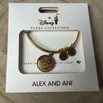 parks Alex & Ani Bracelet Disney Vacation club member gold tone -new Photo 0