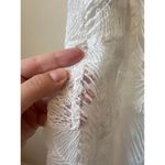 One33 Social Sz 2 White Embroidered Lace Ruffled Overlay Sleeveless V Photo 5