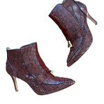 Louise et Cie  Burgundy Snakeskin Heeled Boots woman’s sz 9/40 Photo 0