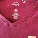 st. john's bay  long sleeve Plum v neck essential tee size xs Photo 1