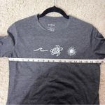 SheIn  Gray Graphic Tee with Turtle and Sun Design Photo 3