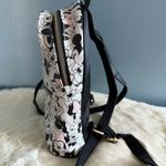 Disney  Bioworld Mini Minnie Mouse Backpack Photo 3