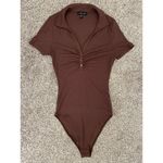 New Look Collard Button Ruched Bodysuit in Dark Brown (US 2) Photo 1