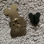 Disney Official  Mickey Mouse Trading Pin Photo 1
