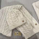 Michael Kors Brand new Hat and scarf set Photo 0