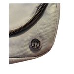 Lululemon festival crossbody bag II Silver Photo 8