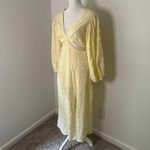 Showpo. yellow long sleeve cut Photo 2