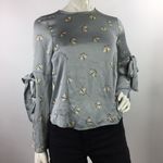 Topshop Crinkled Moth Print Bell Sleeve
Blouse Top Photo 12
