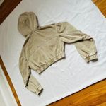 Urban Outfitters β
UO Yogi Fleece Cropped Zip-Up Hoodie Sweatshirt - Beige β
Photo 12