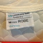 Vintage JC Penney Quilted Robe Lace Trim Floral Cottage Core Feminine White Sz M Size M Photo 3