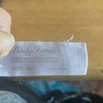 Body form Gray and Black Sports Bra 40c Size undefined Photo 2