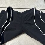 Athleta  Brooklyn Workout Shorts Women Size‎ 2 Black White Photo 8