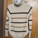 Cloud Chaser  turtleneck sweater size large Photo 0