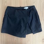 by the way. Revolve Black Skort Size L Photo 2
