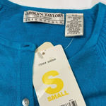 Carolyn Taylor  women’s sweater S/C Photo 3