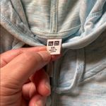 Uniqlo  Zipper Hoodie Photo 5