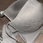 Jessica Simpson bra 36C Photo 14