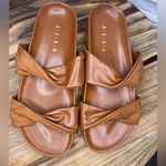 Alda Tan twisted strap sandals Brown Size 6 Photo 2