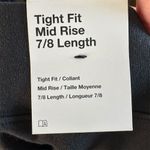 Nike  Women's Mid Rise 7/8 Black Leggings Size S Tight Fit Activewear Photo 3