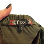 Trixxi  emerald green satiny smooth bodycon strapless dress sweetheart neckline. Photo 6