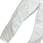 Lululemon Wunder Under HR Crop 21"
Lace Photo 5