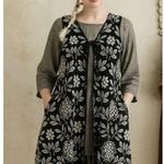 Gudrun Sjödén L Black & White Floral Knit Vest Tunic Organic Cotton linen NWOT Size L Photo 0