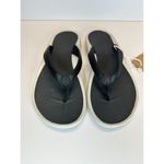 Olukai Women’s Ho‘ōpio Size 8 Black Beach Flip Flop Sandals NWOB Photo 1