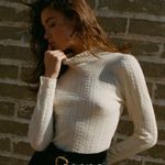 Doen Alpaca and silk mock neck lightweight cream sweater top Photo 1