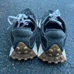New Balance 327 Sneaker Photo 6
