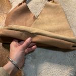 Shiraleah ‎ Arden Tote Shoulder Bag Vegan Leather Suede Tan Purse Camel Photo 5
