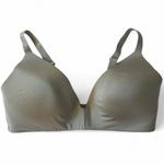 SKIMS  Wireless Form Push Up Bra Size 40DD in Talc Photo 0