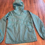 686 Green Women’s light weight coat Photo 1