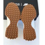 New Balance Figs  327 in Cream, Size 8.5 Photo 11