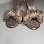 AGL Attilio Giusti Leombruni Women's Metallic Bow Ankle Strap Heels Size 38 Gold Photo 4