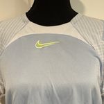 Nike  slim‎ fit T-shirt . Size XL Photo 1