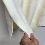 Elegant Ivory Sweater with American Flag Design Red Size M Photo 7