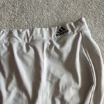 Adidas  White athletic skirt with built in shorts Photo 2