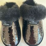 Bear paw Loki Exotic Black Sequin Slippers, Size 6, NWOT Photo 2