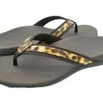 Vionic Tide II Womens 6 Sandals Brown Leopard Patent Thong Slip On Photo 0