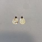 Gold Tone Delicate Feminine Filigree Pink Rhinestone Stud Earrings Photo 2