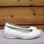Womens White Slip Resistant Work Shoes Dress Flats White Size 8 Photo 1