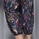 Lululemon  Women’s Om Mesh Jogger Pants Floral Sport Black Multi Size 2 Photo 6