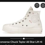 Converse High-Top Platform Flower Embroidery Photo 2